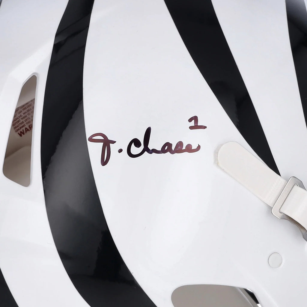 Field Authentic Riddell Chase Speed Cincinnati Alternate 2022 Ja'Marr Helmet On Autographed Bengals