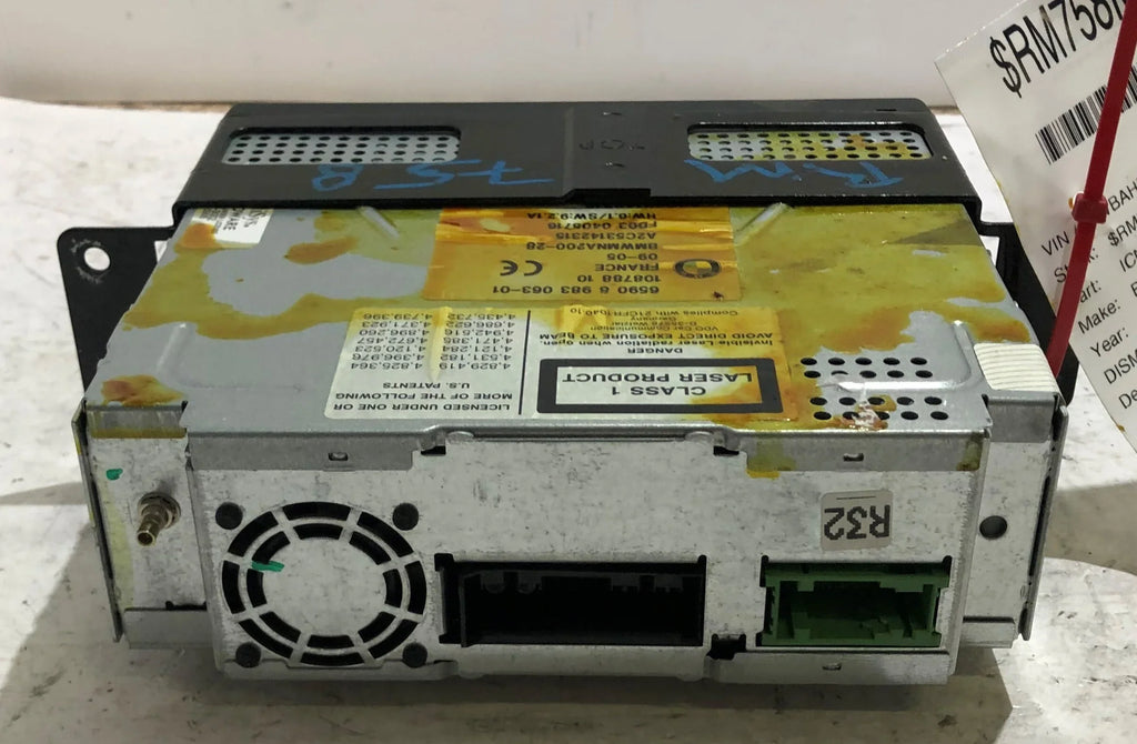 (Good) LKQ Navigation OEM DVD 06 Pre-Owned 750 System w/ Player