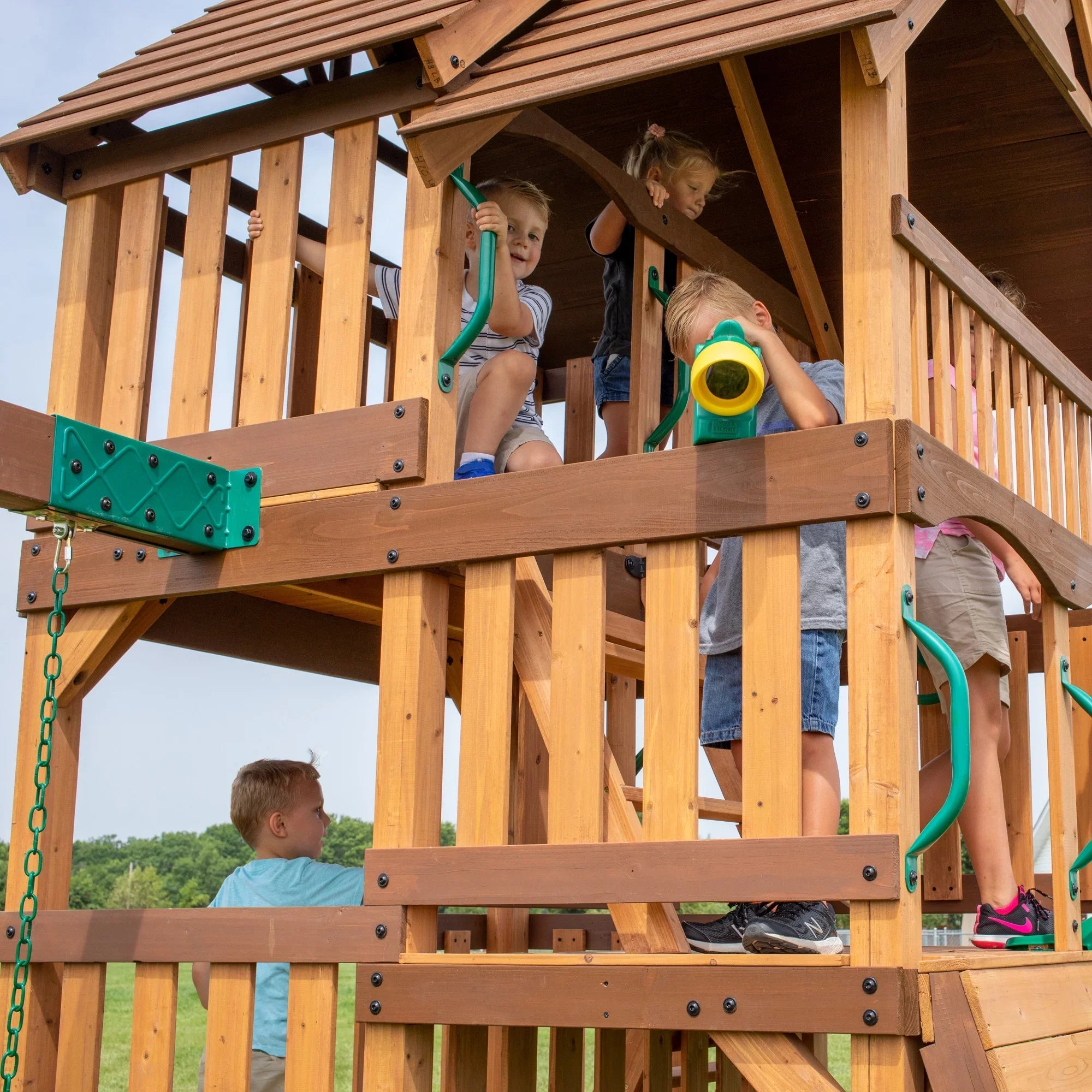 Discovery Set Backyard Highlander Swing