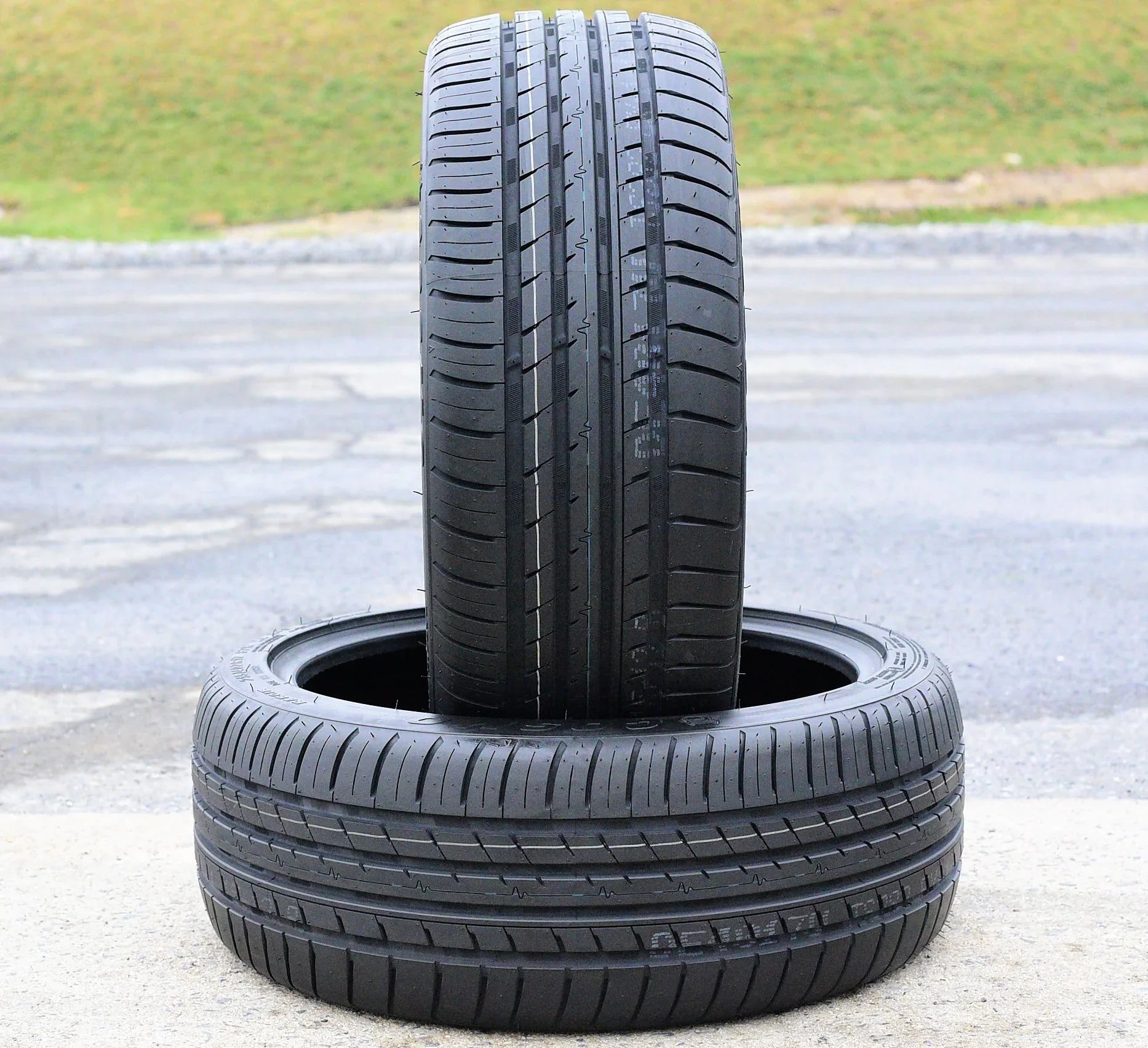 Chevrolet Tires 98W of Cruze Fits: Set , MuchoMacho Electric 4 225/50R17 Ford High Season Focus All 2012-18 2012-15 Cosmo () Performance