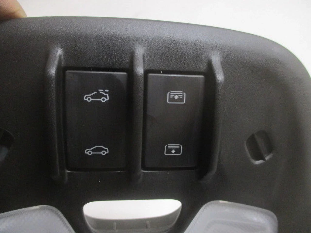 Sunroof Trailblazer Chevrolet & w/Onstar Roof 21 Pre-Owned Overhead 22 Console (Good)