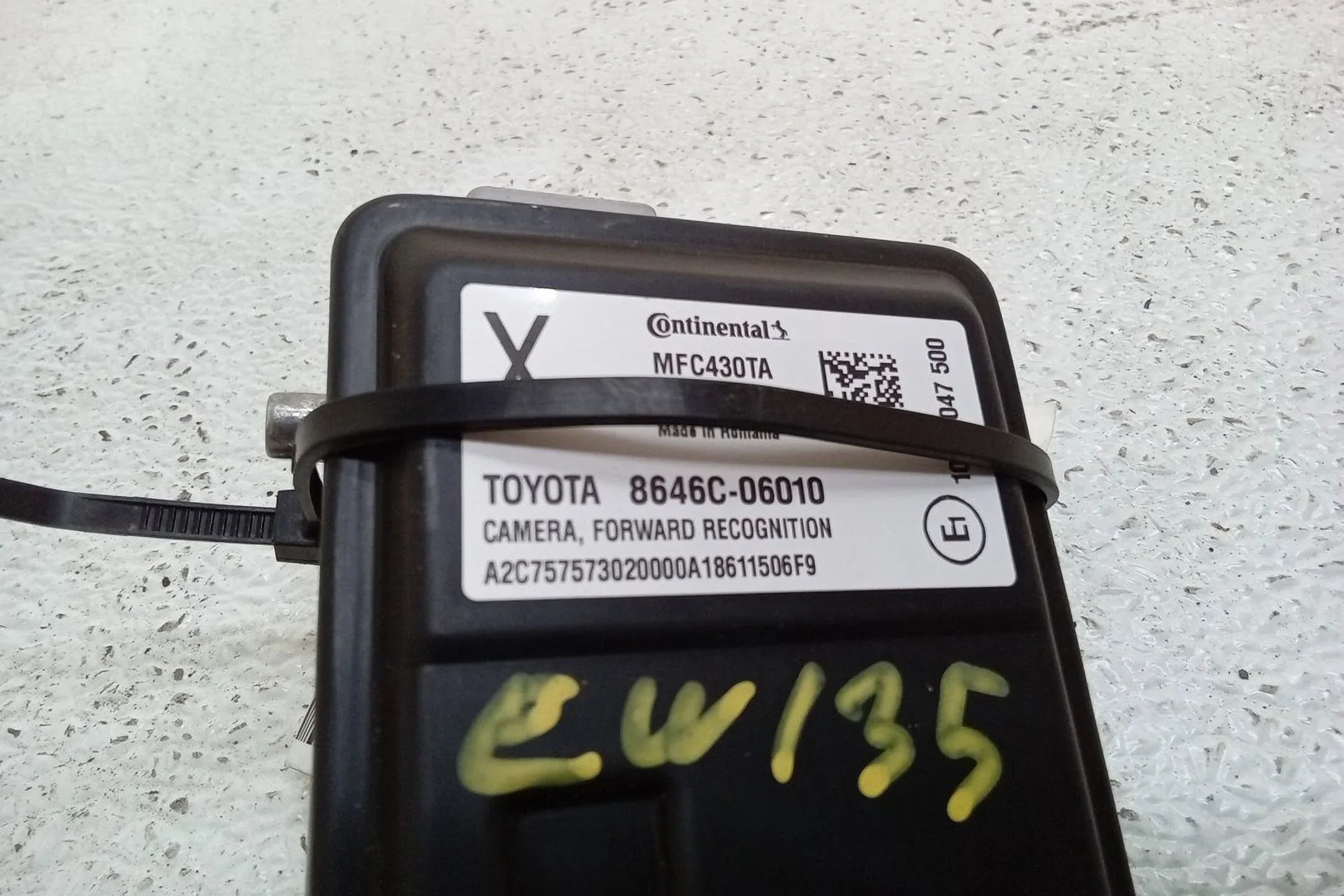 8646C-06010 Windshield Camera Toyota 2018 Lane (Good) Front Departure Camry Warning Pre-Owned