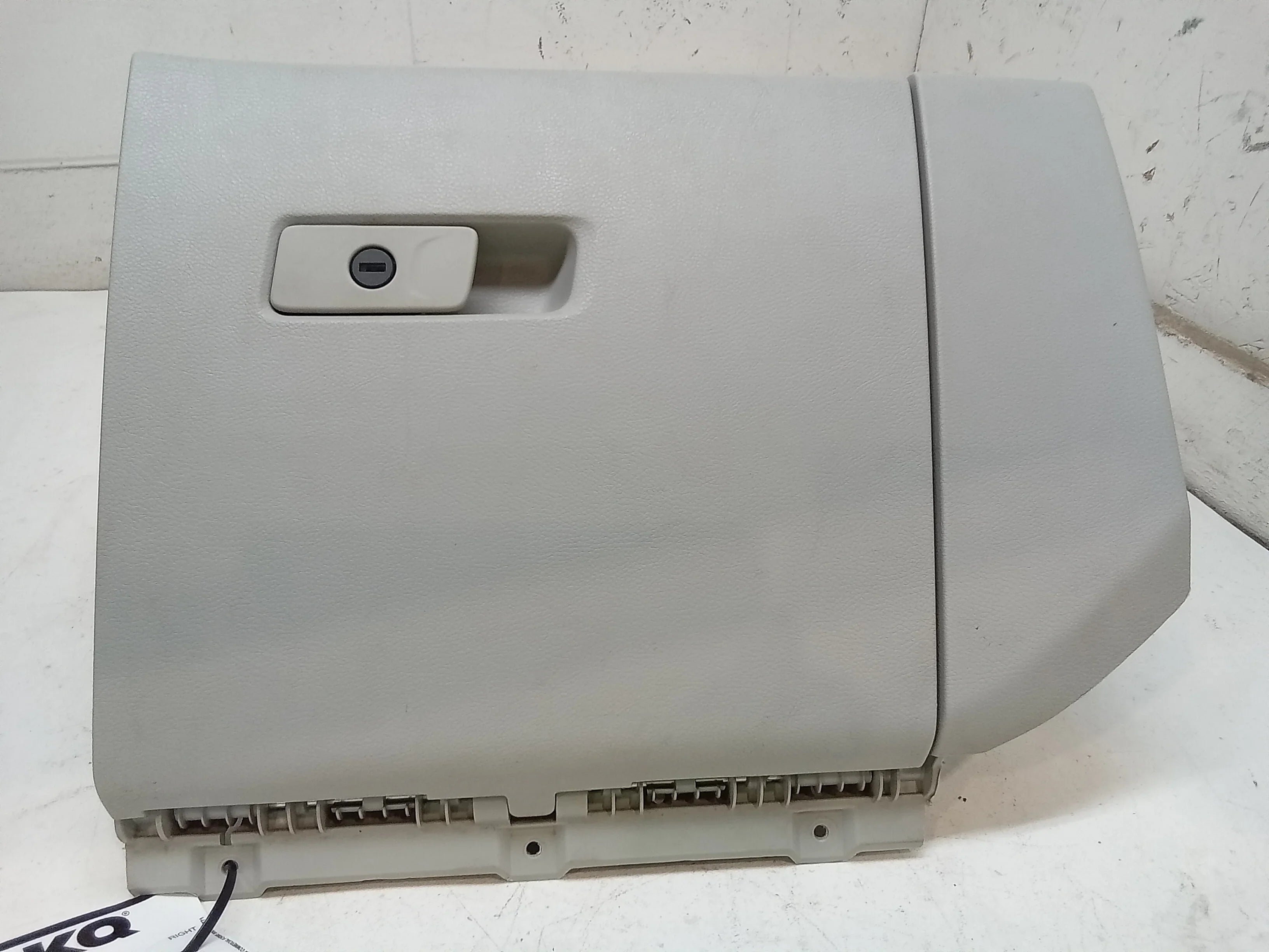 (Good) 17 Pre-Owned Glove Renegade Jeep Box