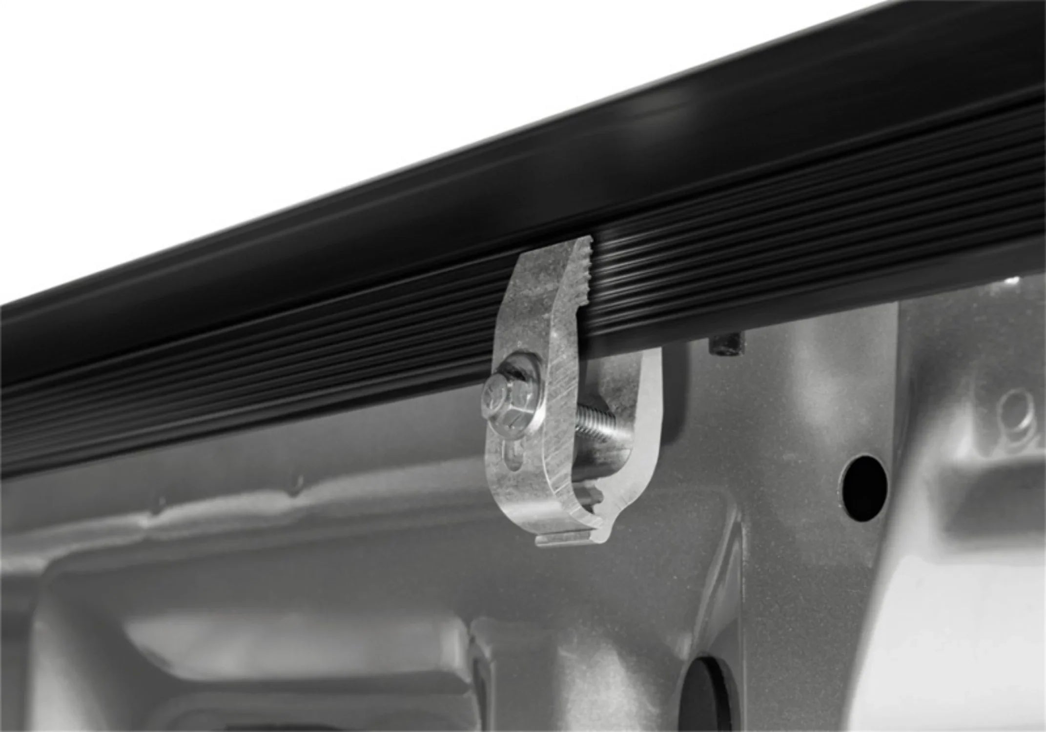 Silverado/Sierra TruXedo Shield Sentry 2500/3500HD 2007 Bed 1500, Rolling (97.6") 2" 2013 Tonneau Chevy/ | - 8' Bed Hard 2007-14 | 1571601 Truck with Fits