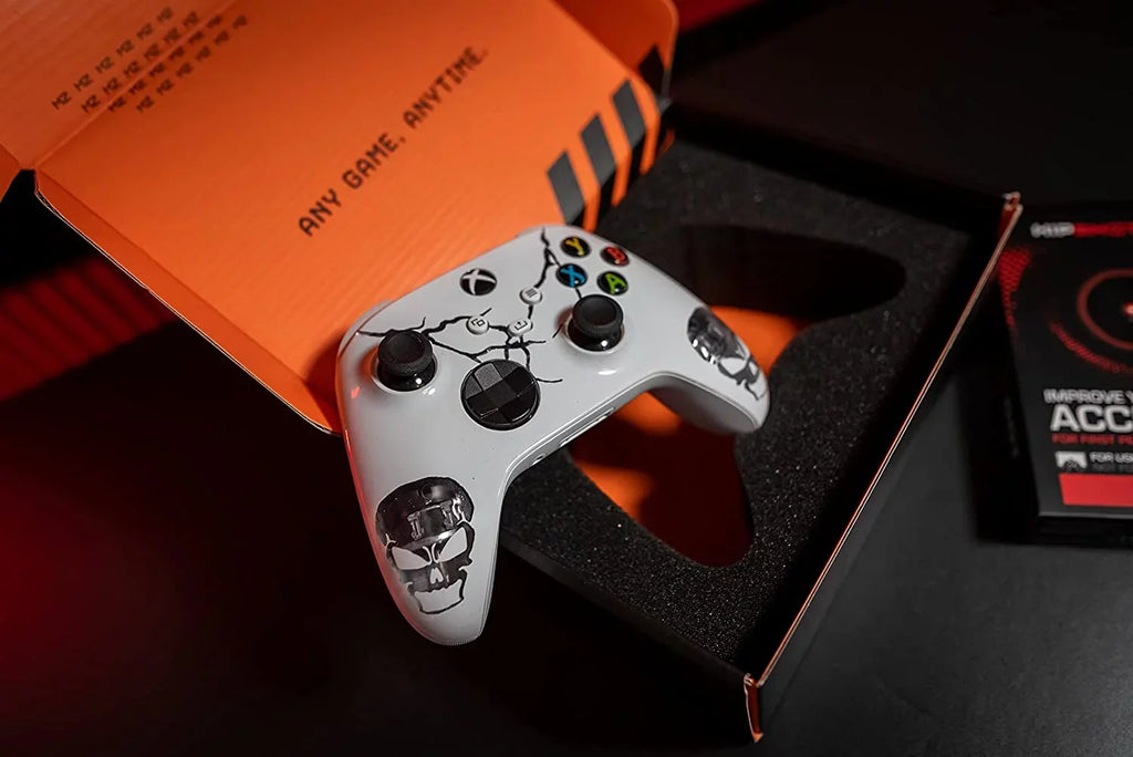 Unique One Custom (with Controller Design White" S jack) - "Skulls 3.5 Xbox