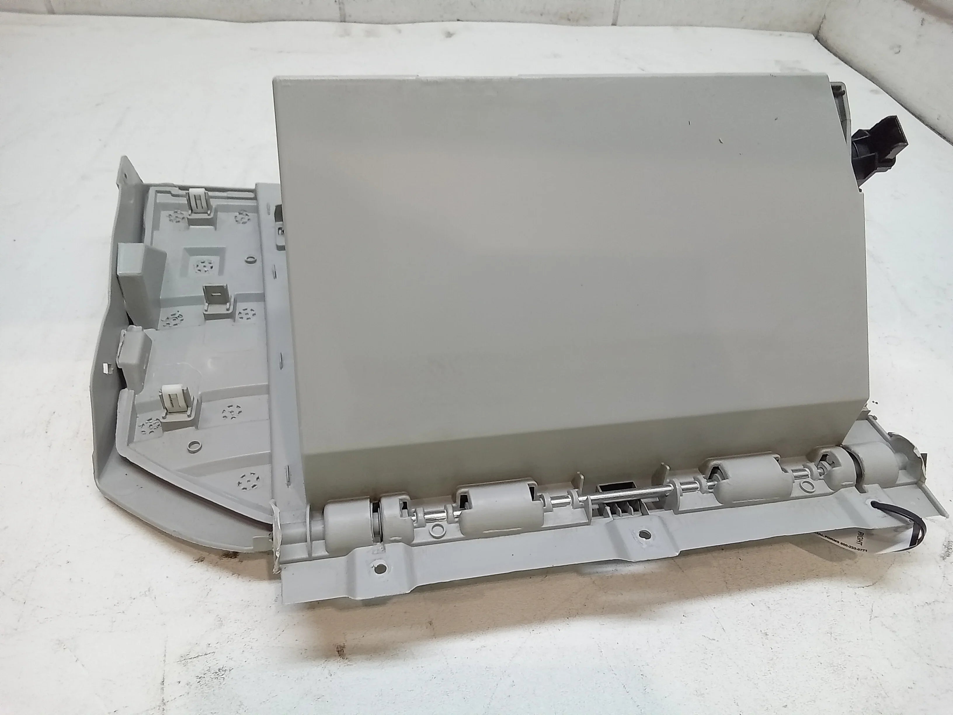 (Good) 17 Pre-Owned Glove Renegade Jeep Box