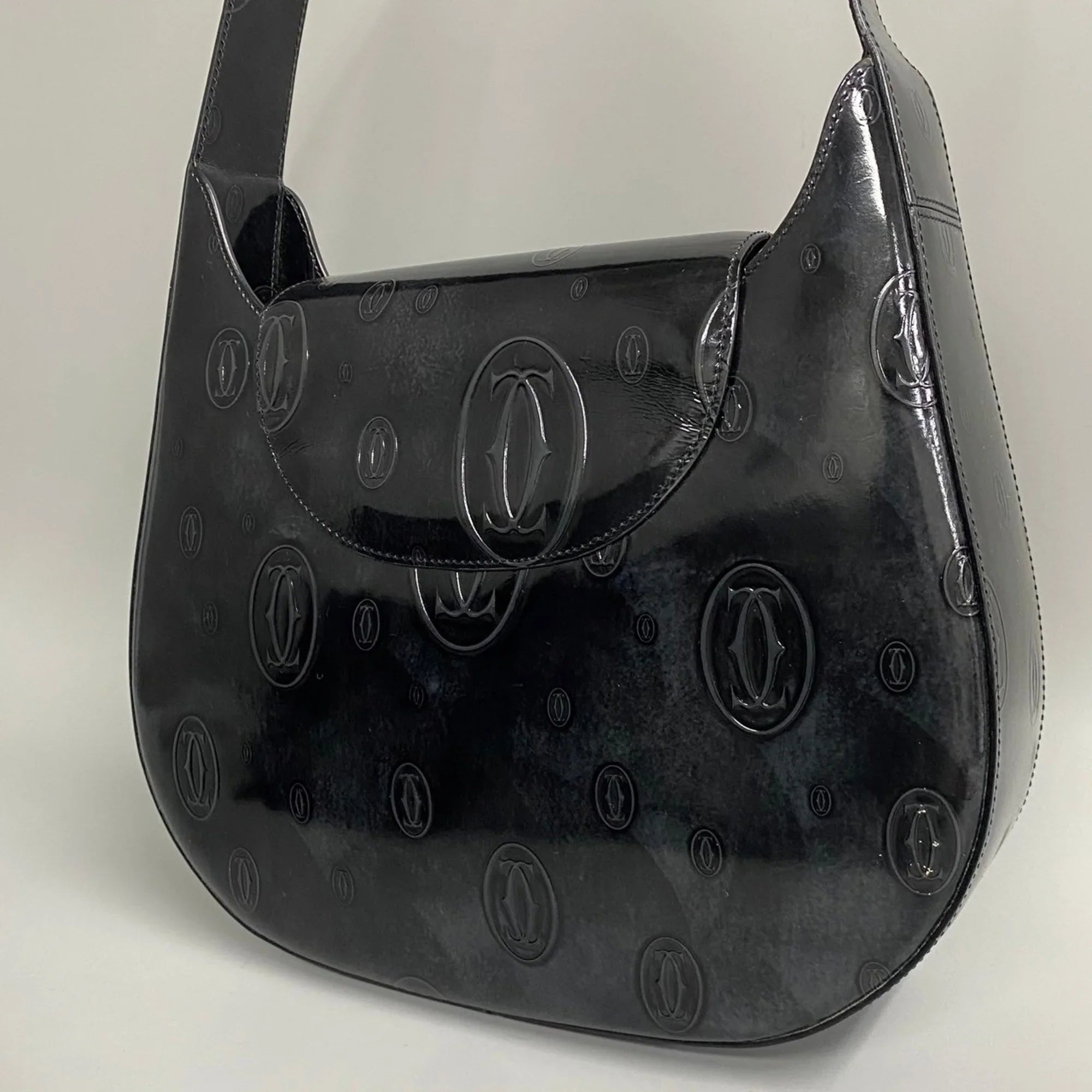 Pre-Owned Turnlock Handbag Leather 19374 Black Birthday Happy Patent (Good)