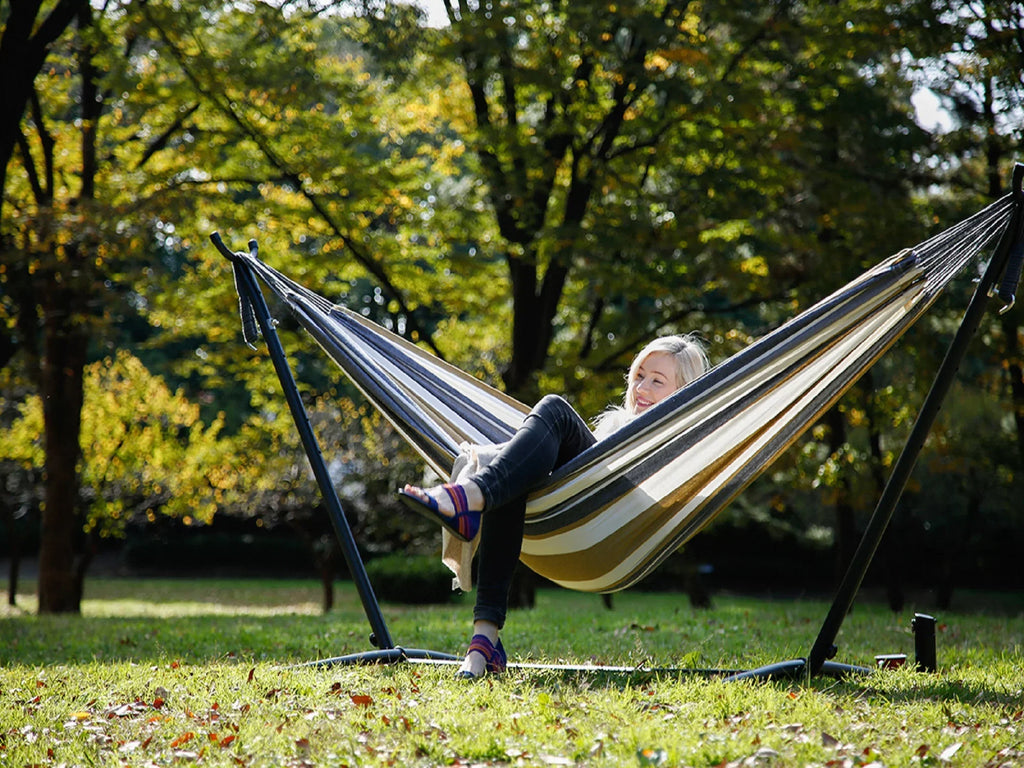 The Grey 110” Brazilian a with Collection Hammock Striped Steel and Hammock Gold Style Hamptons