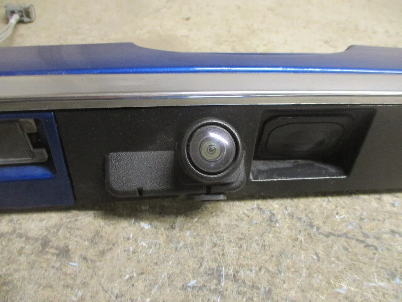 Back 14 13 Ford Pre-Owned Up Camera 15 17 View Rear (Good) Fusion 16
