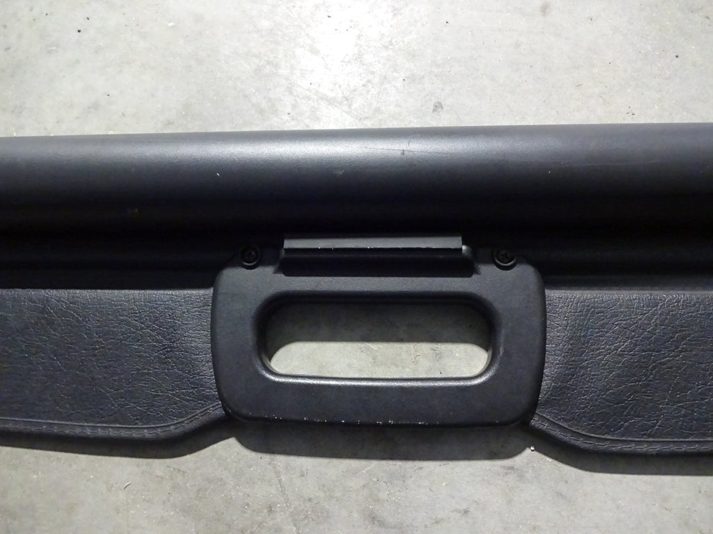 Grand Jeep Shield 2009 Black Rear Cargo Cherokee (Good) Pre-Owned