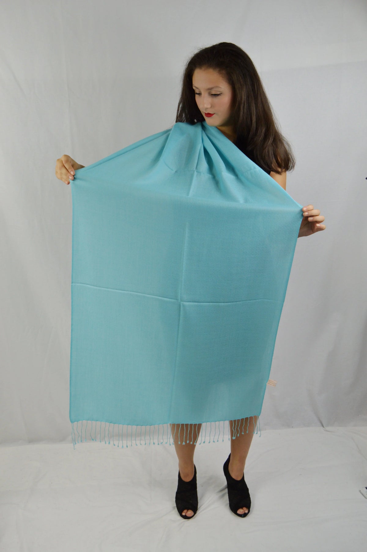 Shawl) weight Shawl/Scarf/Scarves (Tiffany Shawl/Summer Shawl/Pashmina Pashmina Blue Shawl/liquid Shawl/Evening Shawl/Light Regular Fancy Shawl/Sheer