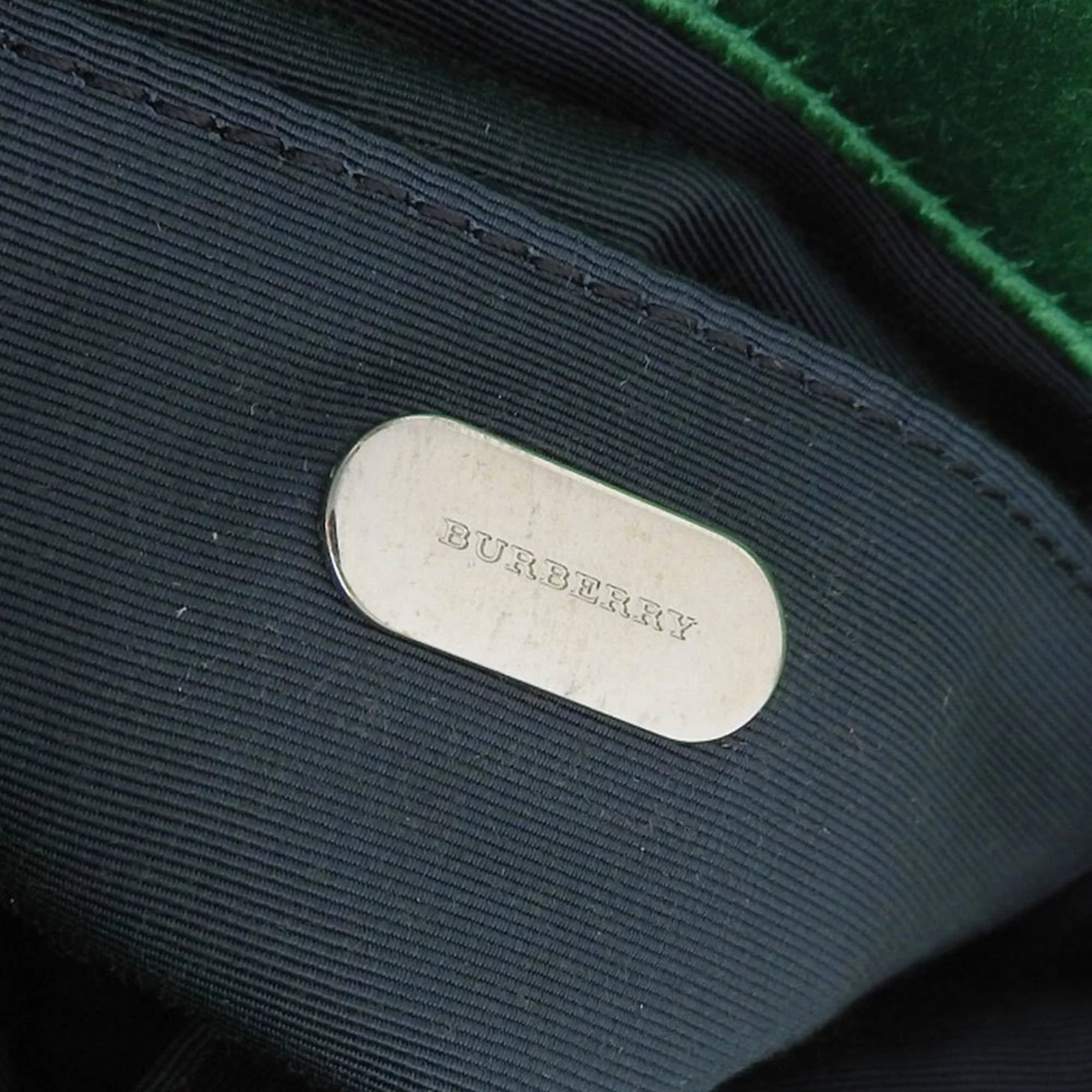 Pre-Owned silk viscose clutch bag New) pin bijou green Burberry rhinestone (Like