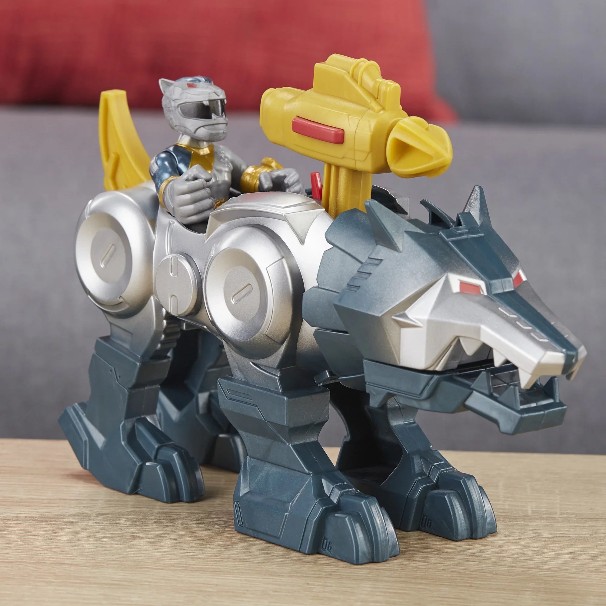 Silver 2-Pack Zord Playskool and Heroes Rangers Power Wolf Ranger Figures