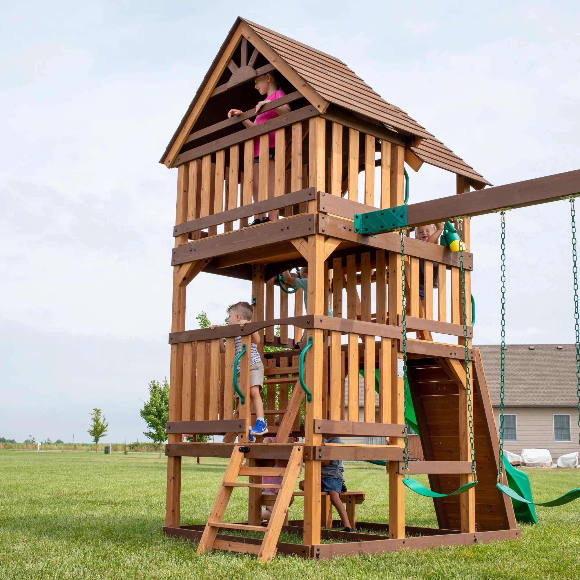 Discovery Set Backyard Highlander Swing