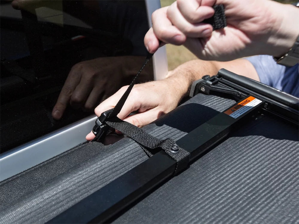 Gator Tonneau Chevy Truck Premium Tri-Fold 2015-2018 Soft Canyon Pro Cover GMC Bed 5 Colorado Ft Bed